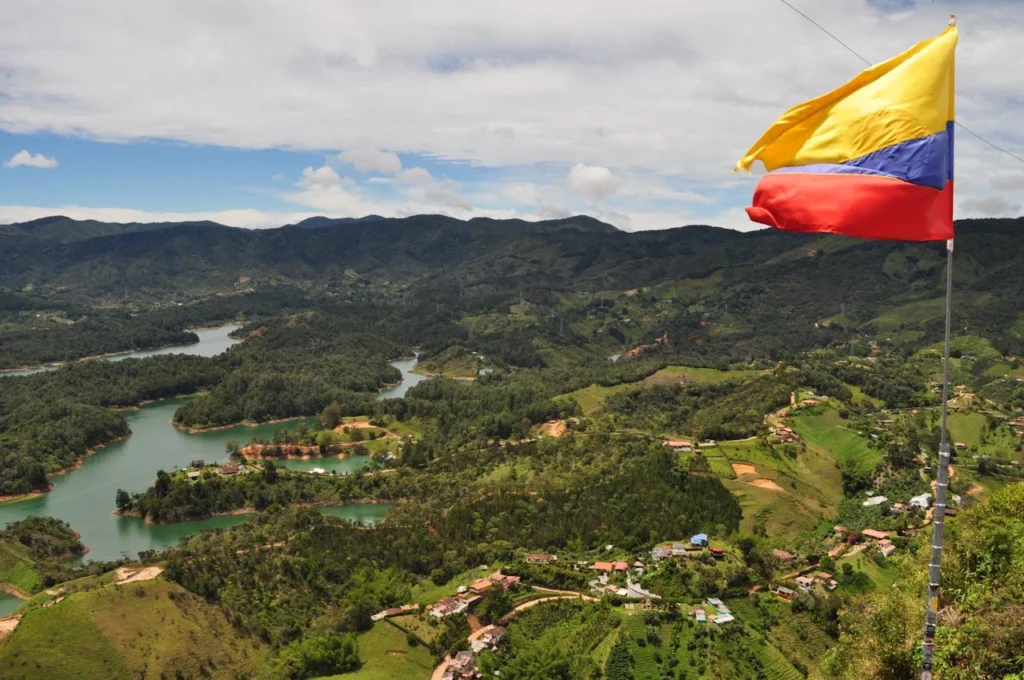 colombia travel advisory